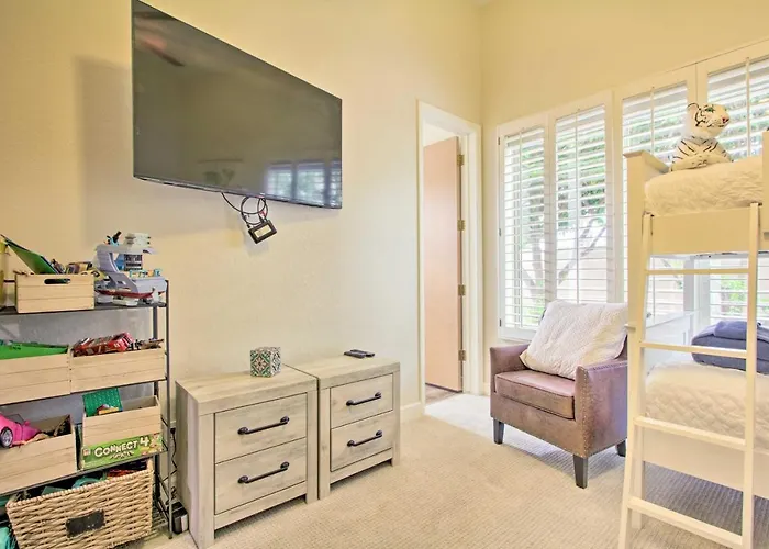 Holiday home Patio, Playground! Glendale Family Gem Near Golf